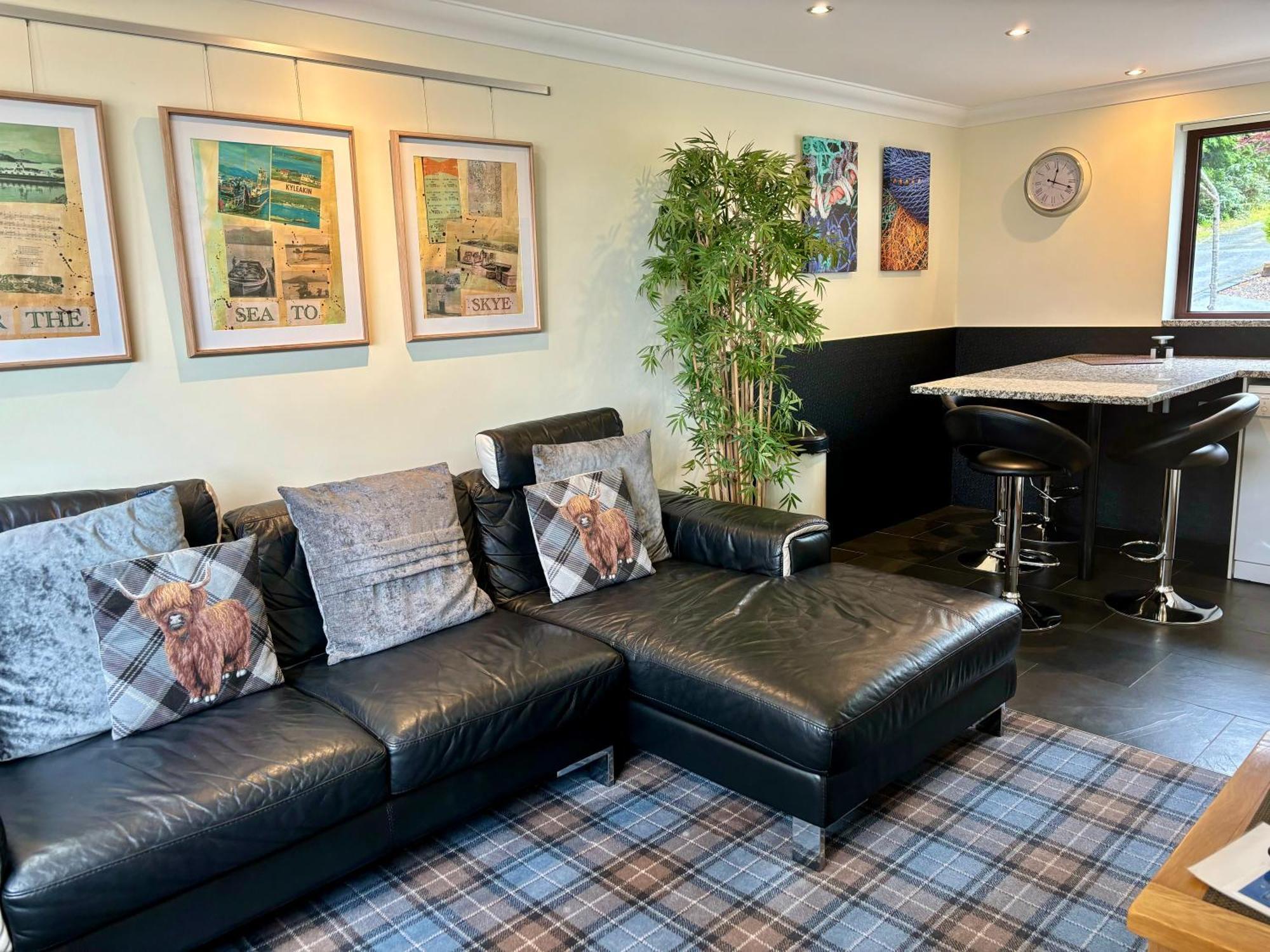 Misty Isle Apartments Ltd - Maol View Kyleakin Eksteriør bilde